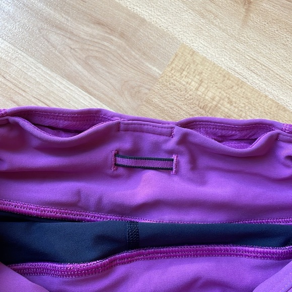 Lululemon Tight stuff crop leggings size 4 - Picture 6 of 7